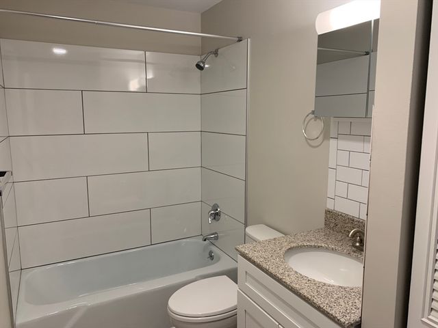 9 Dyer Court C, Danvers, MA 01923