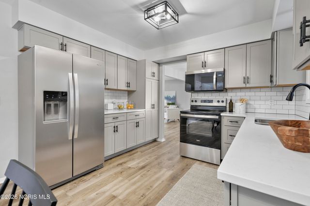 2024 Inglewood Road, Holland, OH 43528