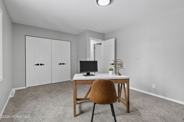 2024 Inglewood Road, Holland, OH 43528