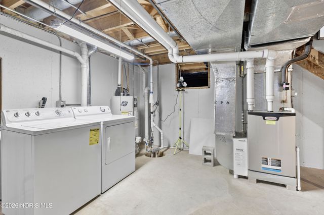 2024 Inglewood Road, Holland, OH 43528