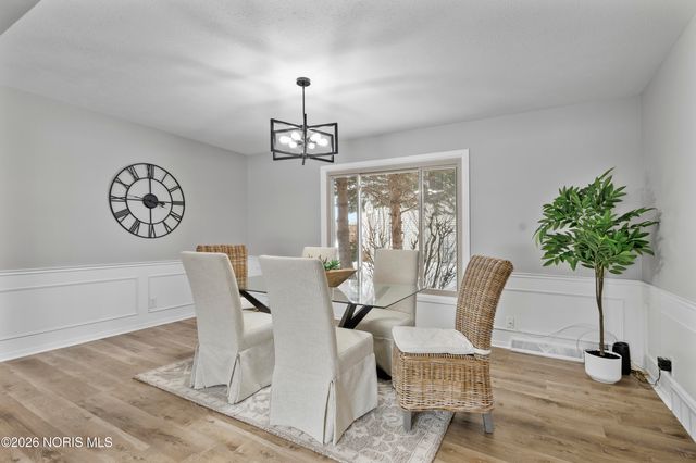 2024 Inglewood Road, Holland, OH 43528