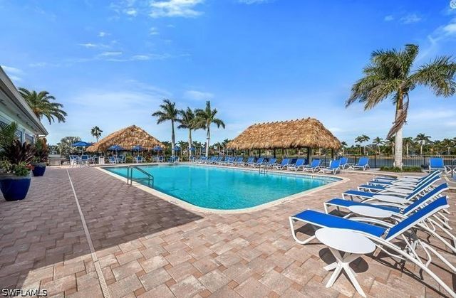 4730 Southern Breeze DR, Naples, FL 34114