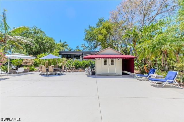 4730 Southern Breeze DR, Naples, FL 34114