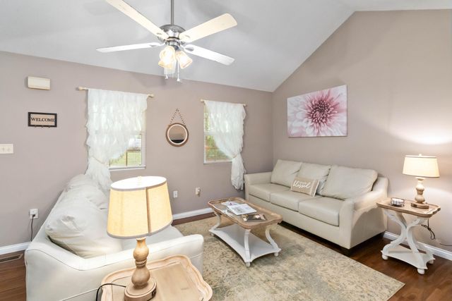 460 Roberts Bend Road, Burnside, KY 42519