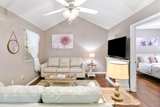 460 Roberts Bend Road, Burnside, KY 42519