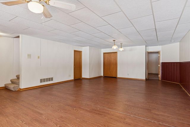 5043 Isle Avenue N, Lake Elmo, MN 55042