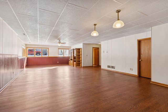 5043 Isle Avenue N, Lake Elmo, MN 55042