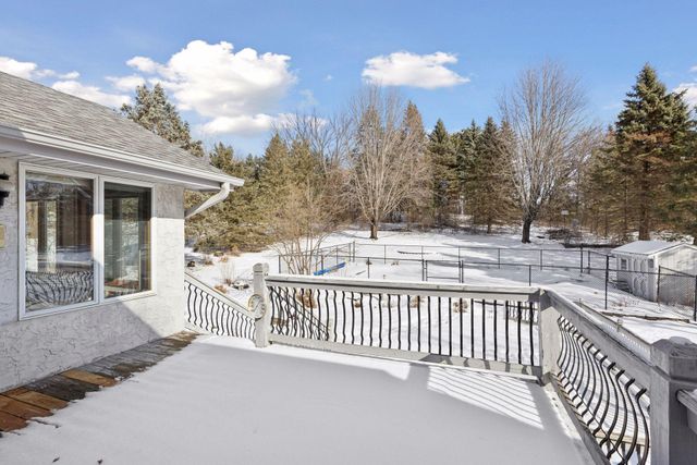 5043 Isle Avenue N, Lake Elmo, MN 55042