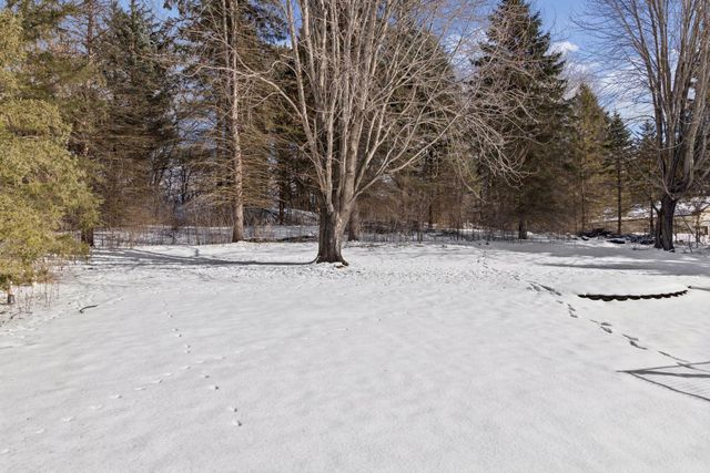 5043 Isle Avenue N, Lake Elmo, MN 55042