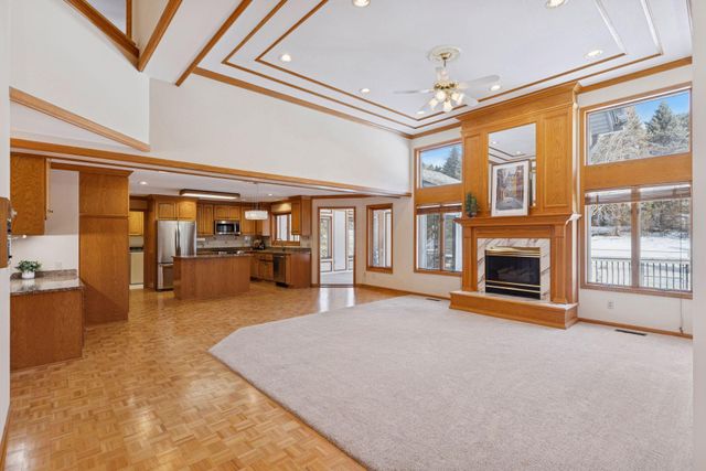 5043 Isle Avenue N, Lake Elmo, MN 55042