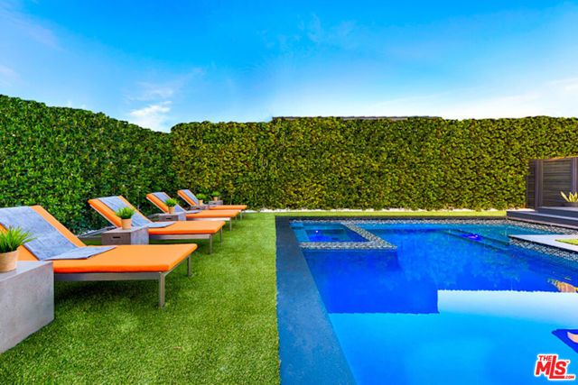 1741 Stearns Drive, Los Angeles, CA 90035