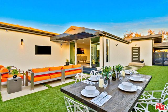 1741 Stearns Drive, Los Angeles, CA 90035
