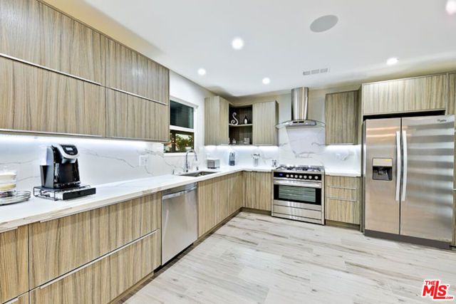 1741 Stearns Drive, Los Angeles, CA 90035
