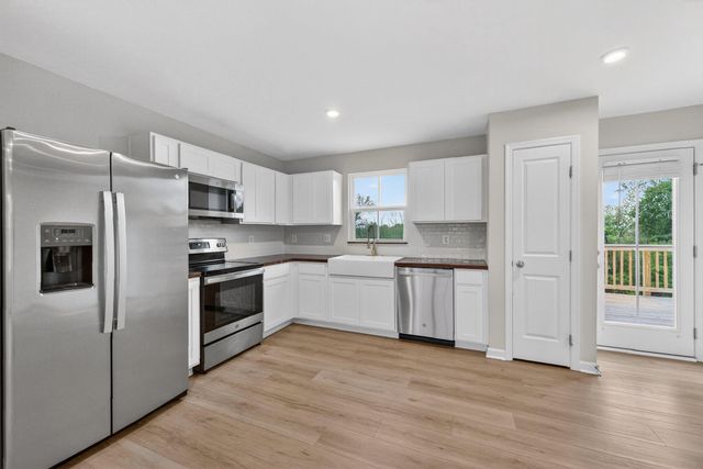 310 LONGVIEW AVE, Winchester, VA 22601