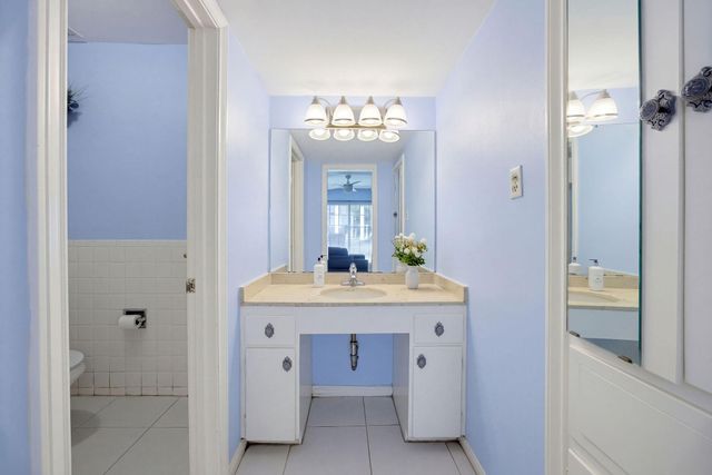 2600 Bellefontaine Street B12, Houston, TX 77025