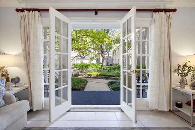 2600 Bellefontaine Street B12, Houston, TX 77025