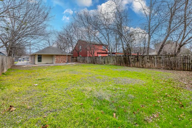 1923 S 15th Street, Waco, TX 76706