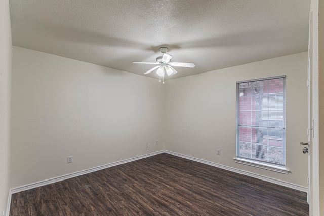 1923 S 15th Street, Waco, TX 76706