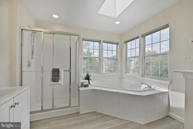 45571 TRESTLE TER, Sterling, VA 20166