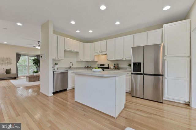 45571 TRESTLE TER, Sterling, VA 20166