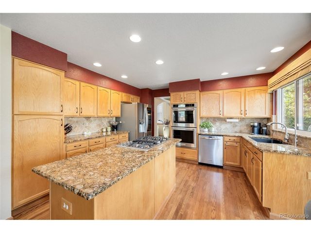 8433 Owens Ct, Arvada, CO 80005