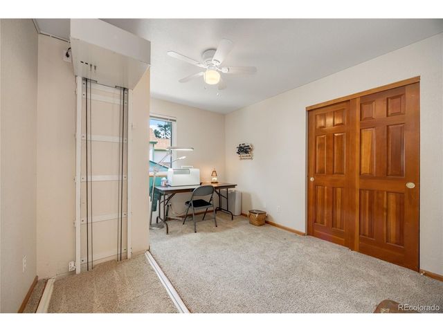 8433 Owens Ct, Arvada, CO 80005