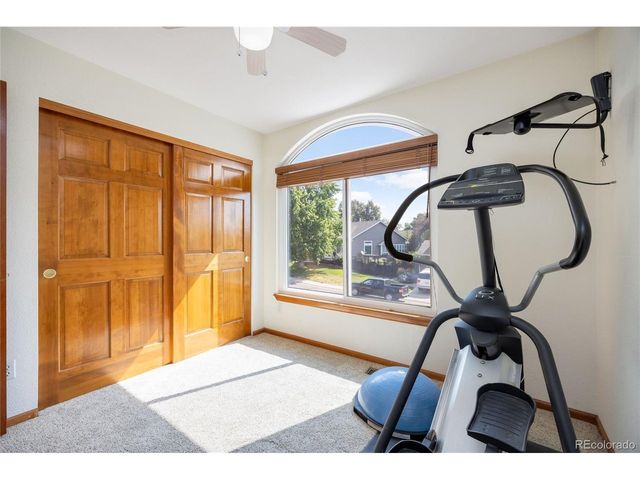 8433 Owens Ct, Arvada, CO 80005
