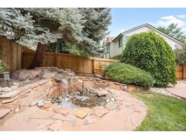 8433 Owens Ct, Arvada, CO 80005
