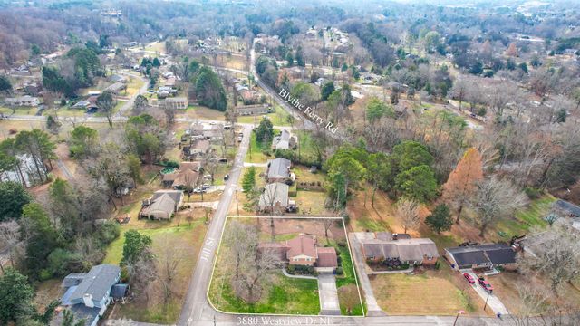 3880 Westview Drive NW, Cleveland, TN 37312