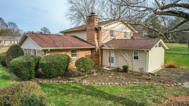 3880 Westview Drive NW, Cleveland, TN 37312