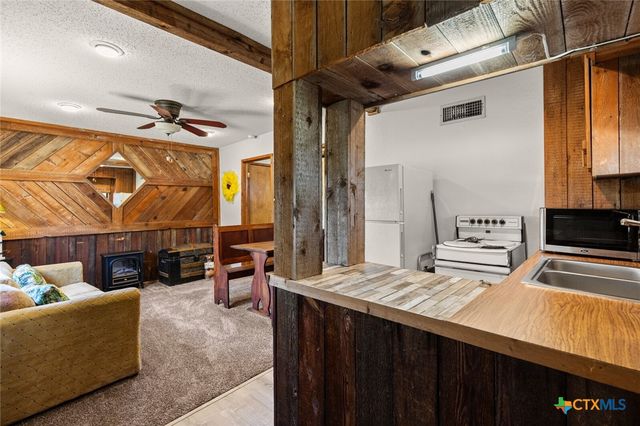 1024 Backstrom Crossing, Belton, TX 76513