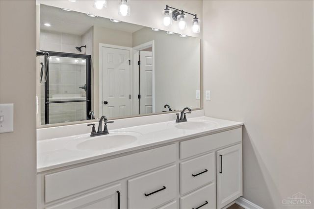 445 Bethpage Way, Turtle Creek Twp, OH 45036