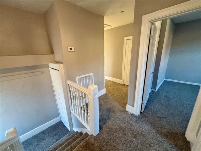 30 1st St, Leetsdale, PA 15056
