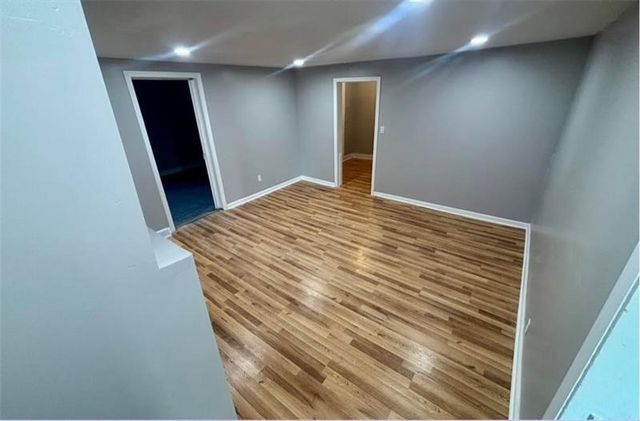 30 1st St, Leetsdale, PA 15056