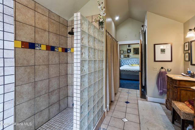 181 Spring View Lane, Sagle, ID 83860