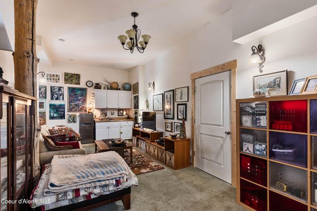 181 Spring View Lane, Sagle, ID 83860