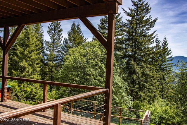181 Spring View Lane, Sagle, ID 83860