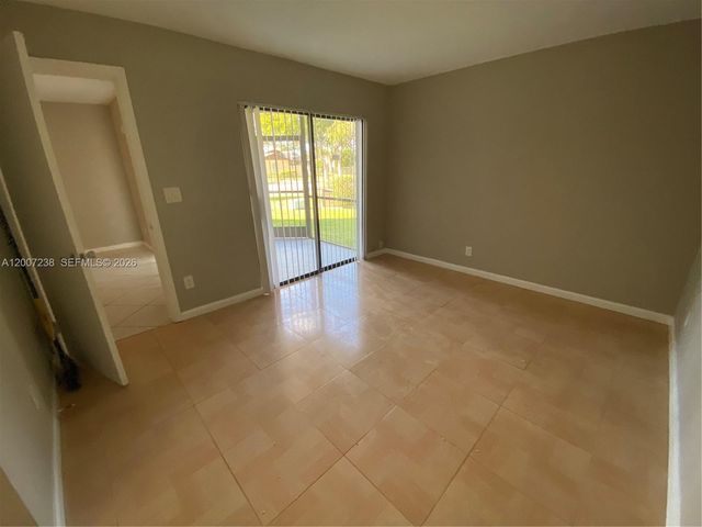 3399 Foxcroft Rd 103, Miramar, FL 33025