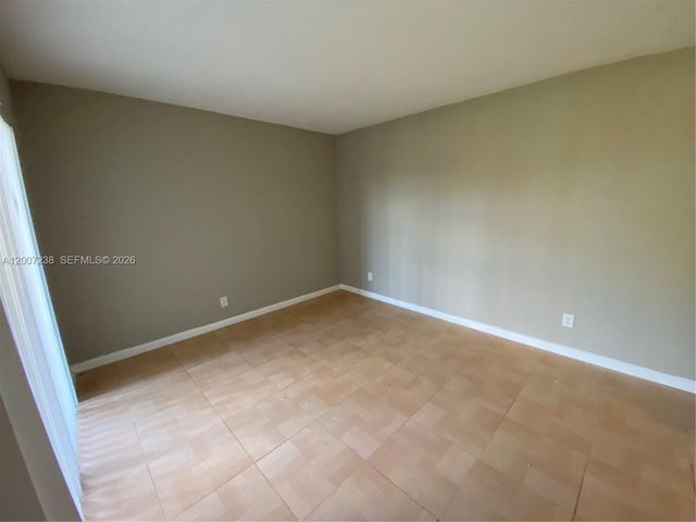 3399 Foxcroft Rd 103, Miramar, FL 33025