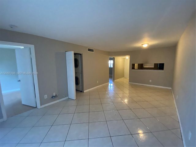 3399 Foxcroft Rd 103, Miramar, FL 33025