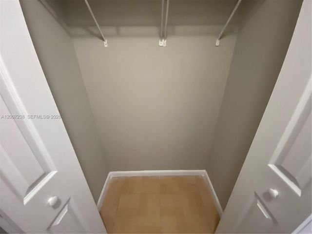 3399 Foxcroft Rd 103, Miramar, FL 33025