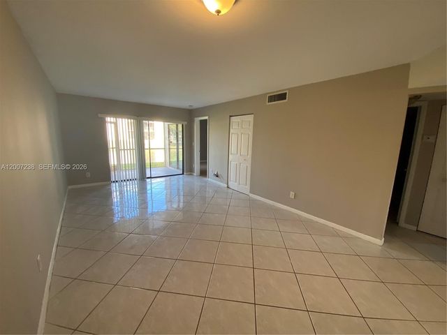 3399 Foxcroft Rd 103, Miramar, FL 33025