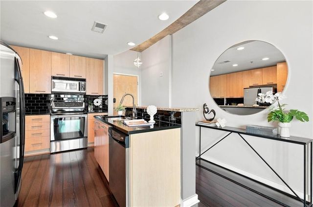 3324 Peachtree Road NE 1911, Atlanta, GA 30326