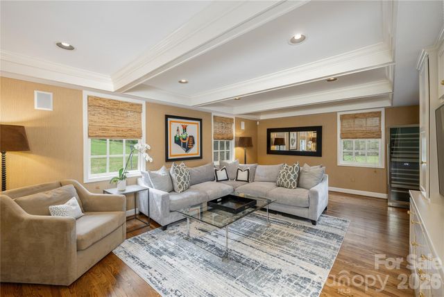 20 Inglewood Road, Asheville, NC 28804