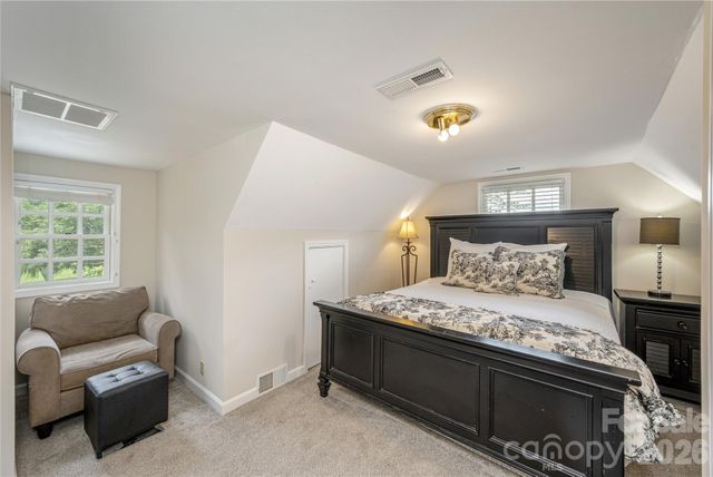 20 Inglewood Road, Asheville, NC 28804