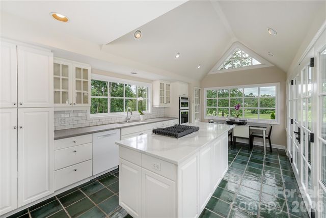 20 Inglewood Road, Asheville, NC 28804