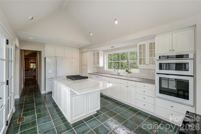 20 Inglewood Road, Asheville, NC 28804