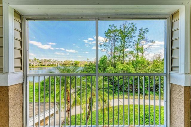 8911 MANOR LOOP 207, Lakewood Ranch, FL 34202