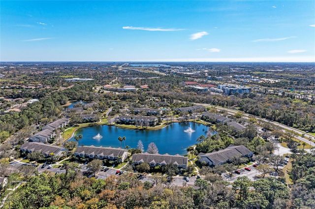 8911 MANOR LOOP 207, Lakewood Ranch, FL 34202