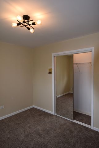 5110 137th Street, Crestwood, IL 60418